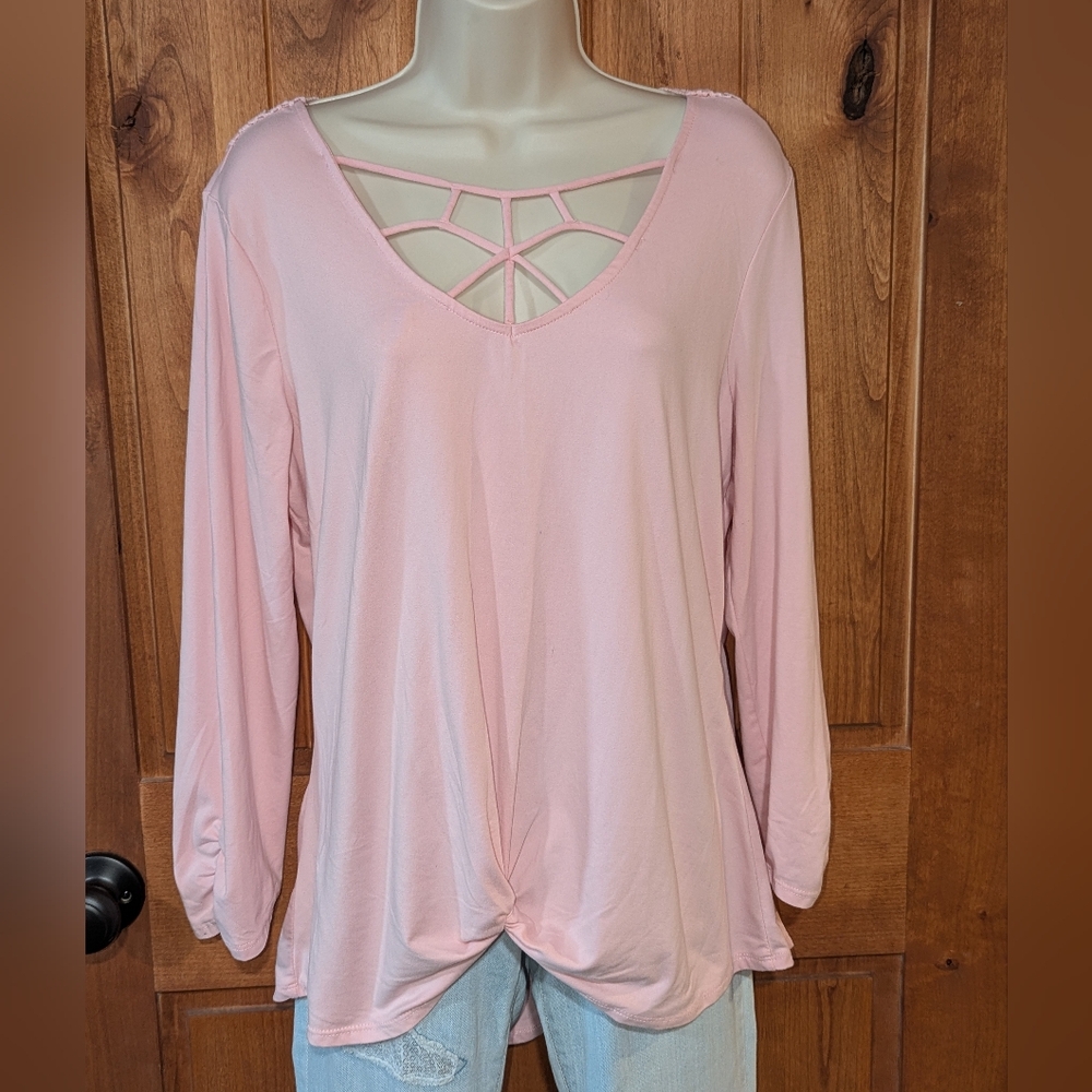No Boundaries Pink Twist‎ Front Blouse